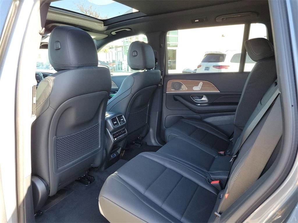 New 2025 Mercedes-Benz GLS 450 4MATIC image 13