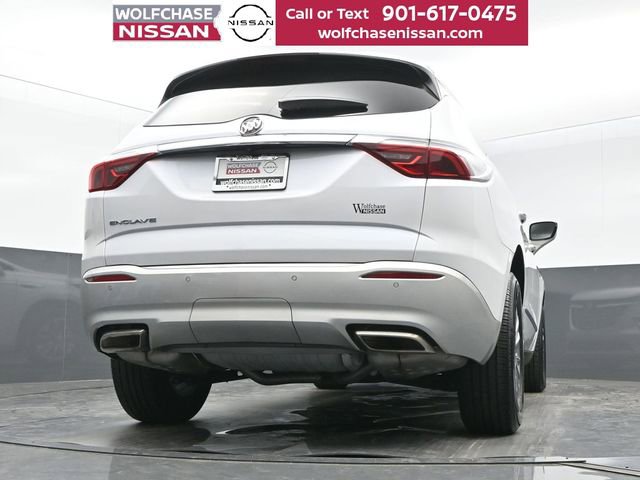 Used 2023 Buick Enclave Essence image 24