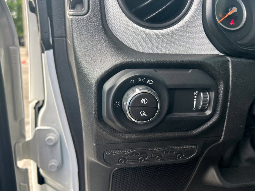 Used 2026 Jeep Gladiator Sport AWD/4WD image 34