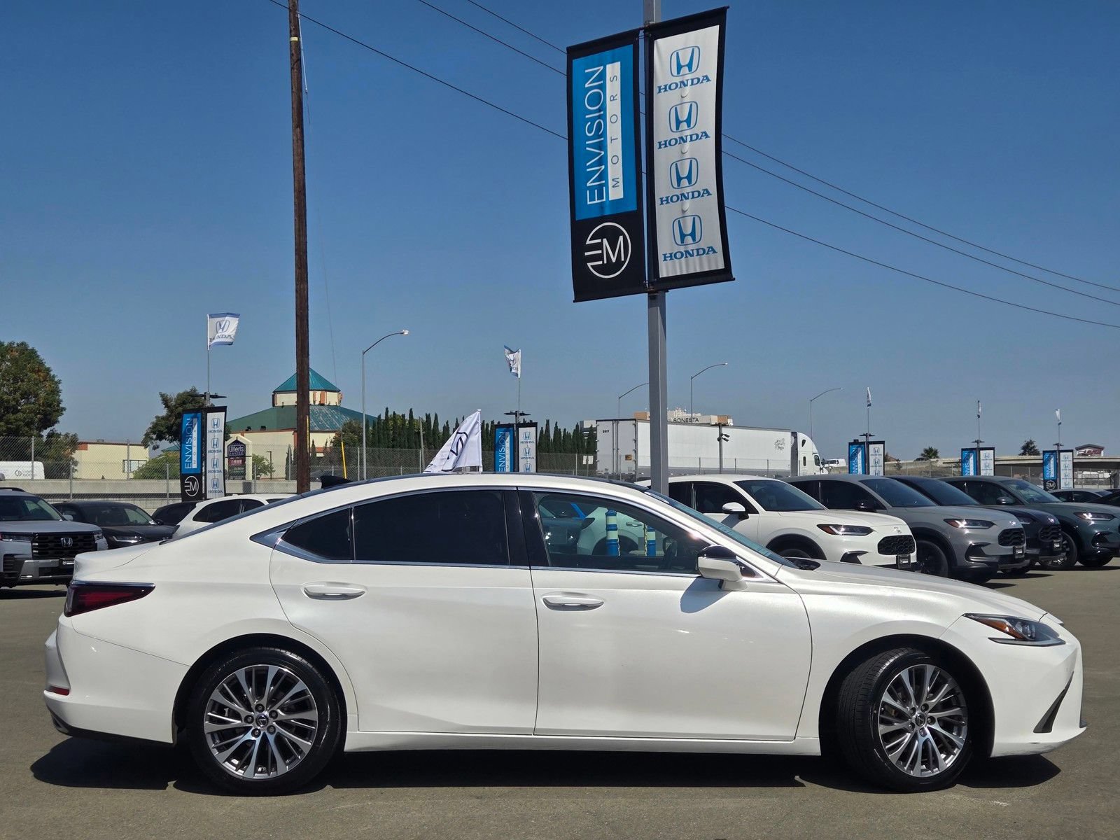 Used 2020 Lexus ES 350 w/ Premium Package FWD image 8