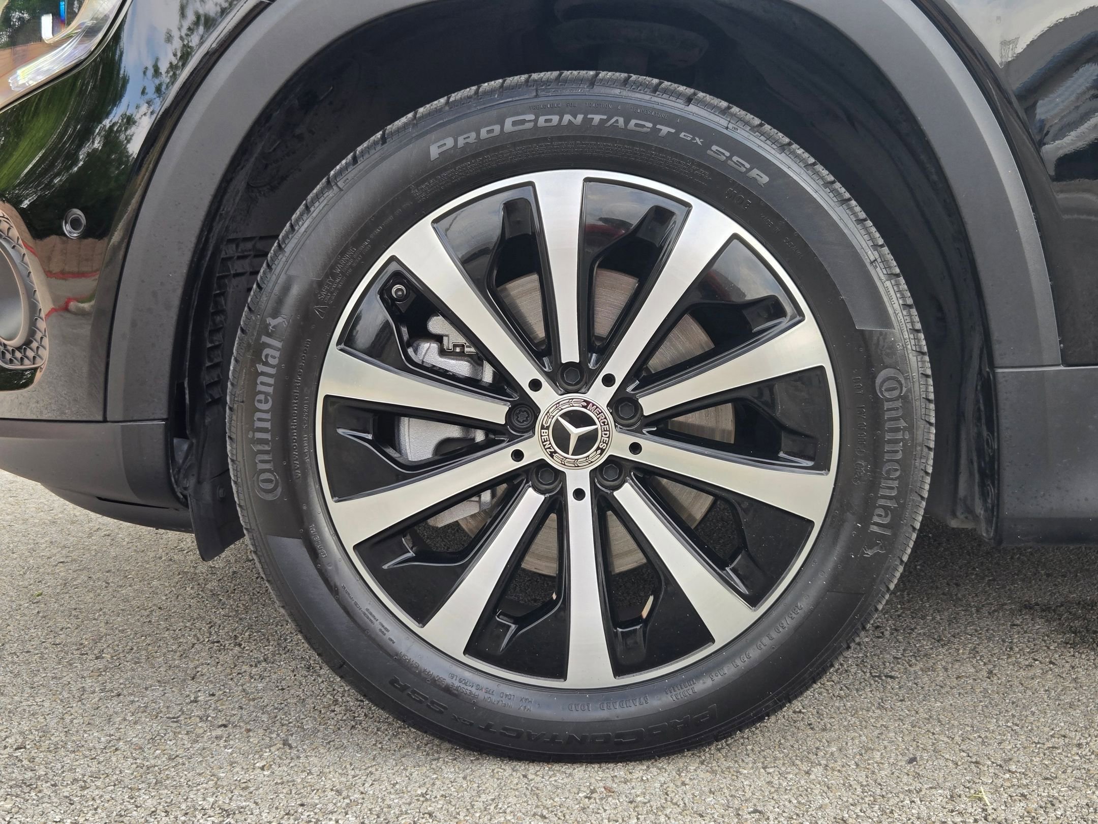 Used 2021 Mercedes-Benz GLB 250 image 31