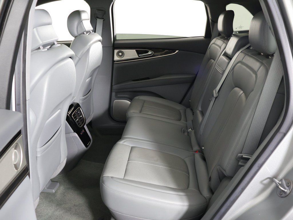 Used 2023 Lincoln Nautilus Reserve w/ Equipment Group 202A AWD/4WD image 40