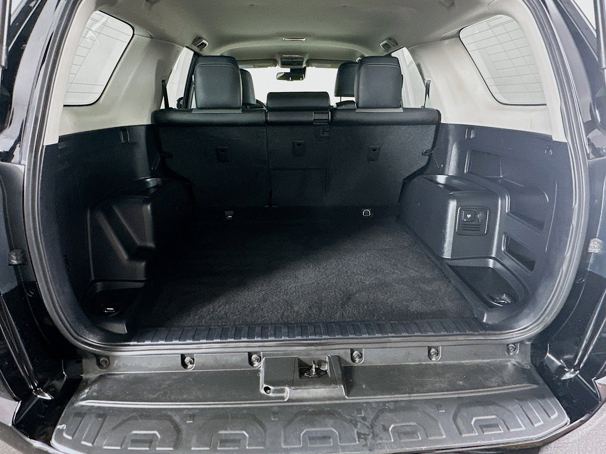 Used 2024 Toyota 4Runner SR5 Premium image 29