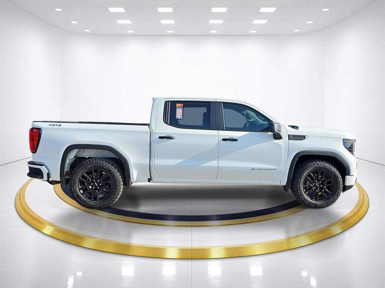 Used 2024 GMC Sierra 1500 Pro w/ Graphite Edition image 5