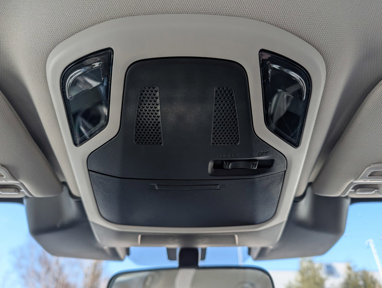 Certified 2025 Subaru Outback image 33