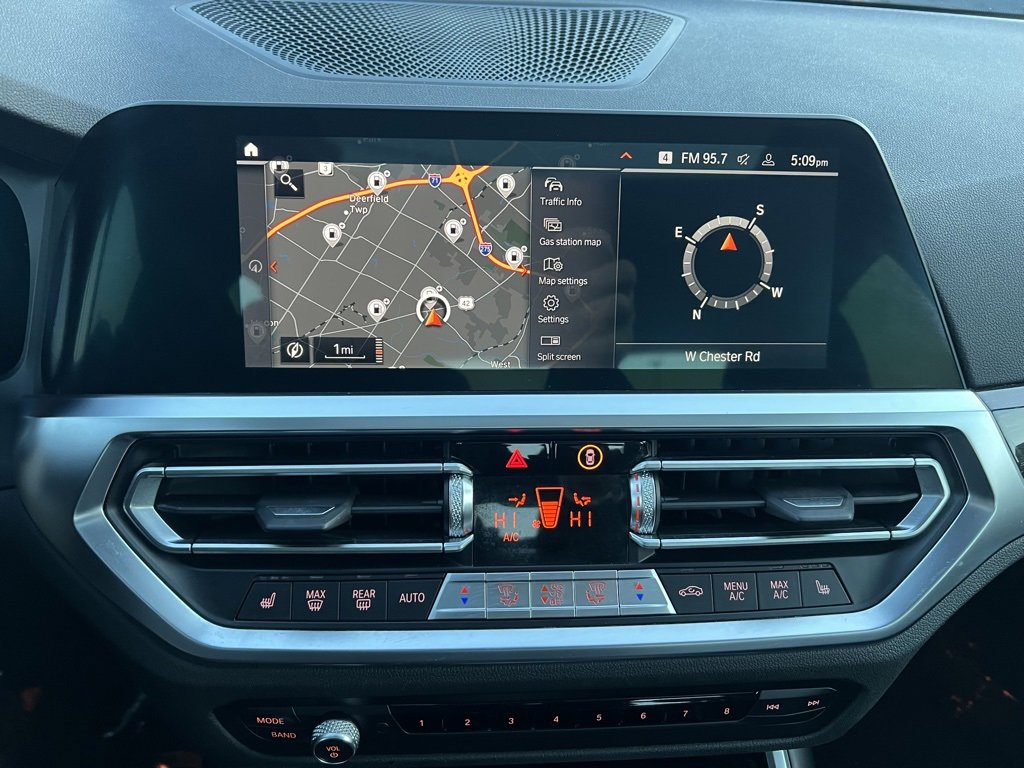 Used 2022 BMW 330i xDrive Sedan w/ Driving Assistance Package image 21