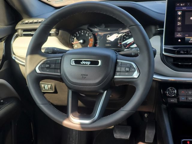 Used 2023 Jeep Compass Limited AWD/4WD image 24