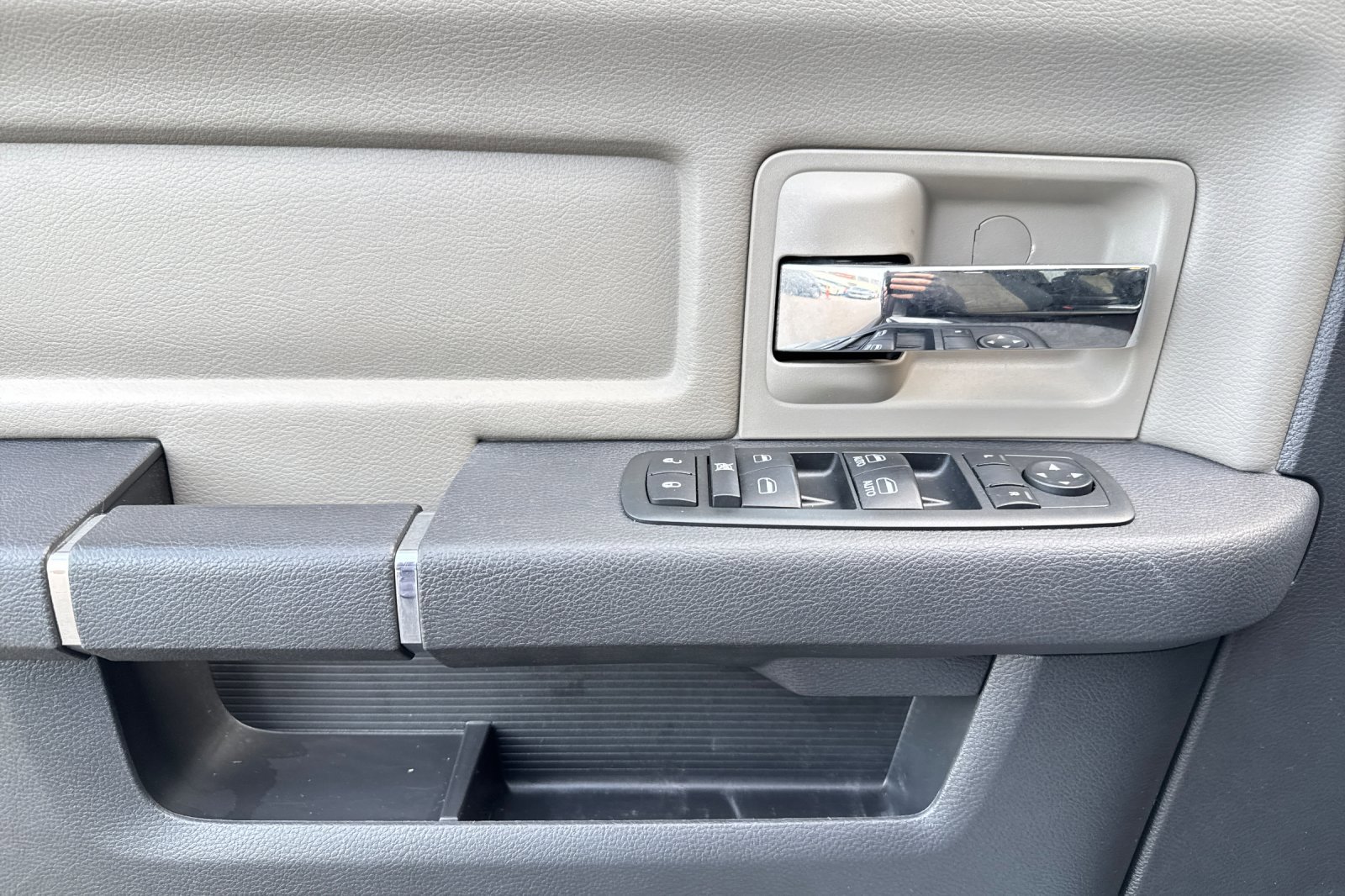 Used 2012 RAM 1500 Big Horn image 11