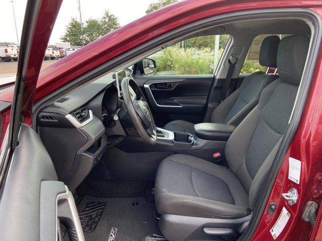 Used 2023 Toyota RAV4 LE AWD/4WD image 34