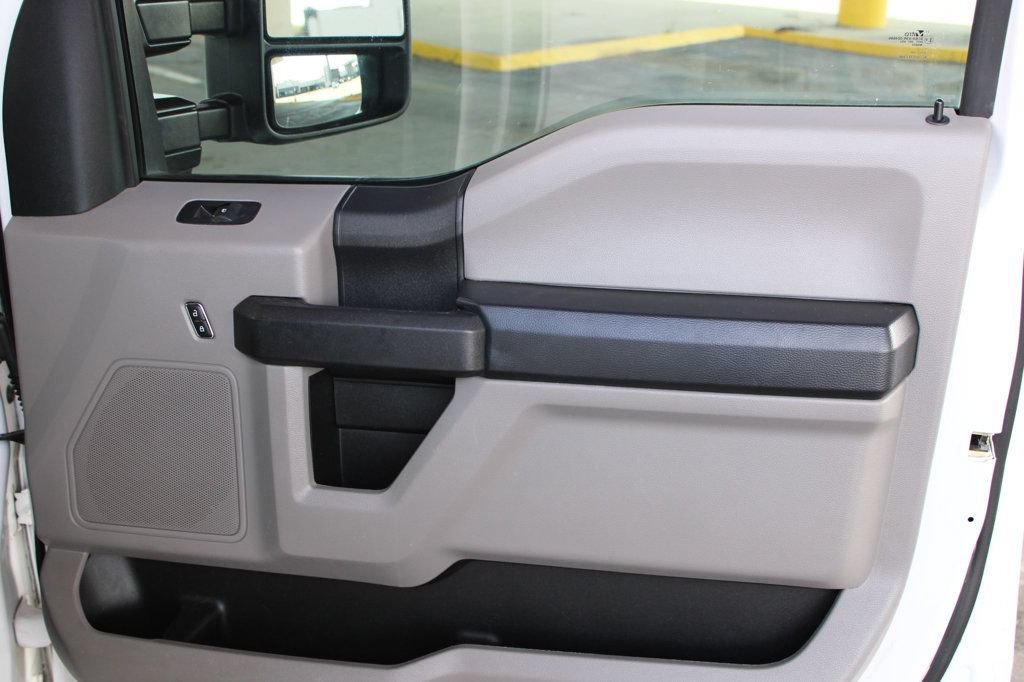 Used 2018 Ford F250 XL w/ Power Equipment Group AWD/4WD image 8