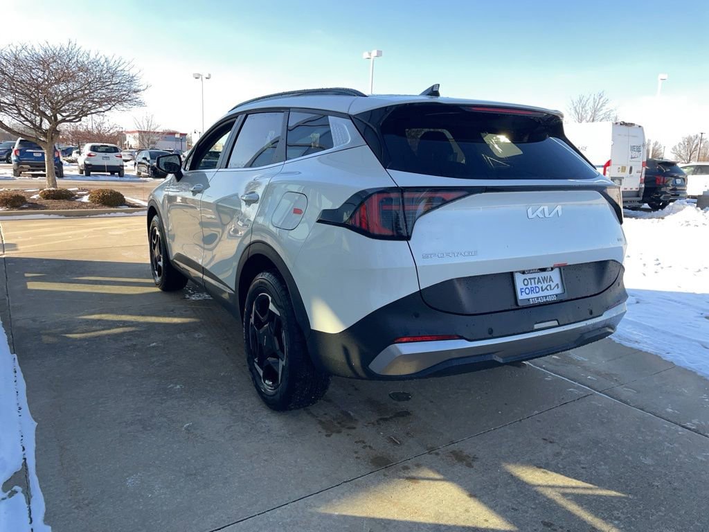 New 2026 Kia Sportage EX image 7
