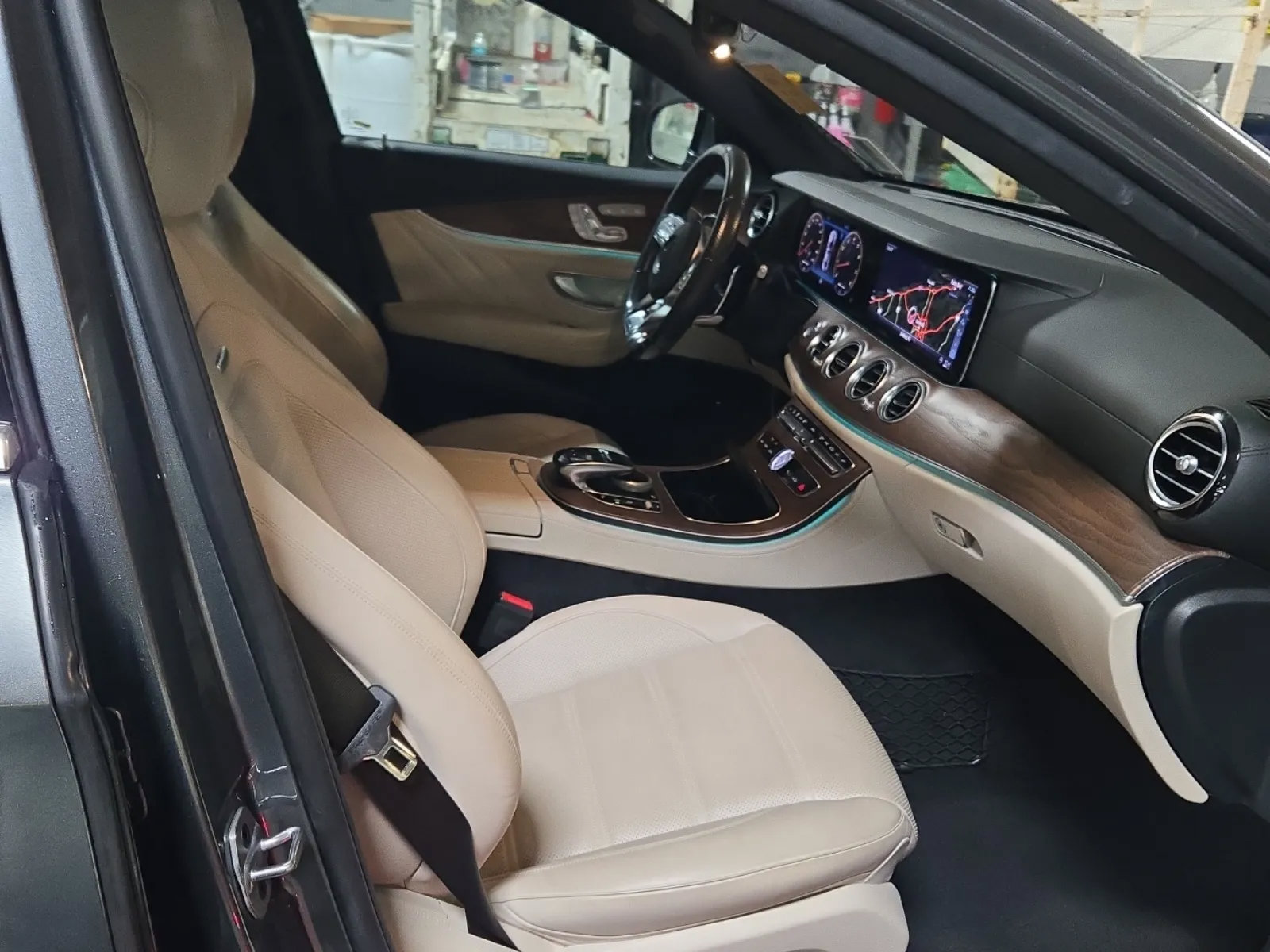 Used 2019 Mercedes-Benz E 63 AMG S image 11