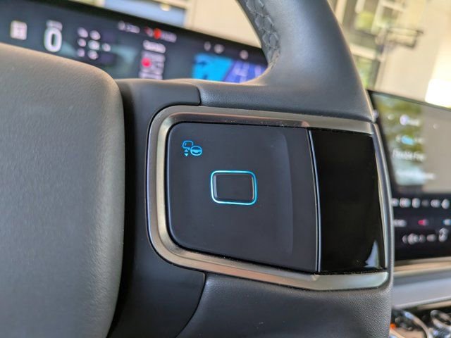 Certified 2025 Ford Expedition Active image 27