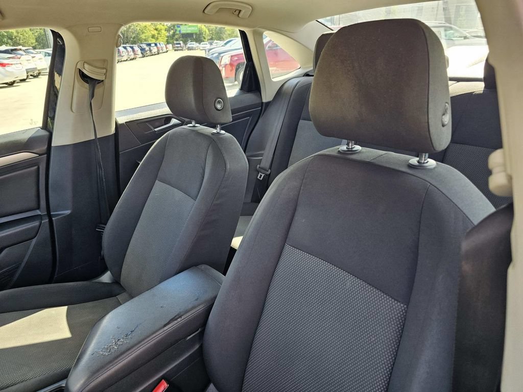 Used 2019 Volkswagen Jetta FWD image 20