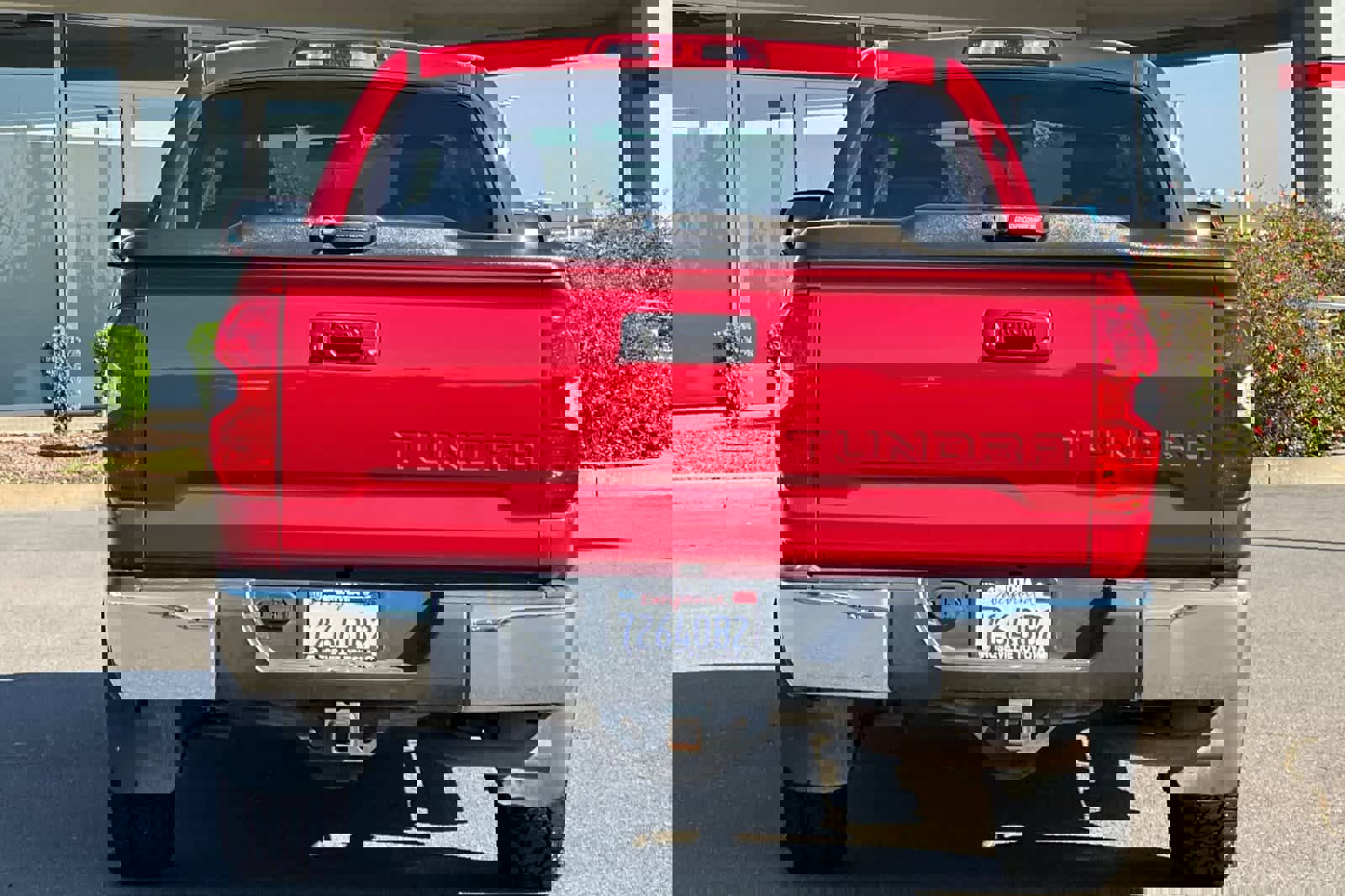 Used 2015 Toyota Tundra SR5 RWD image 8