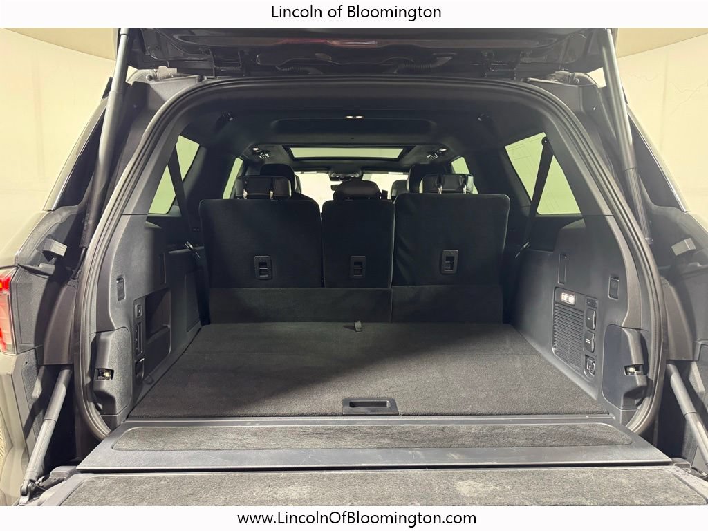 New 2025 Lincoln Navigator L Black Label AWD/4WD image 31
