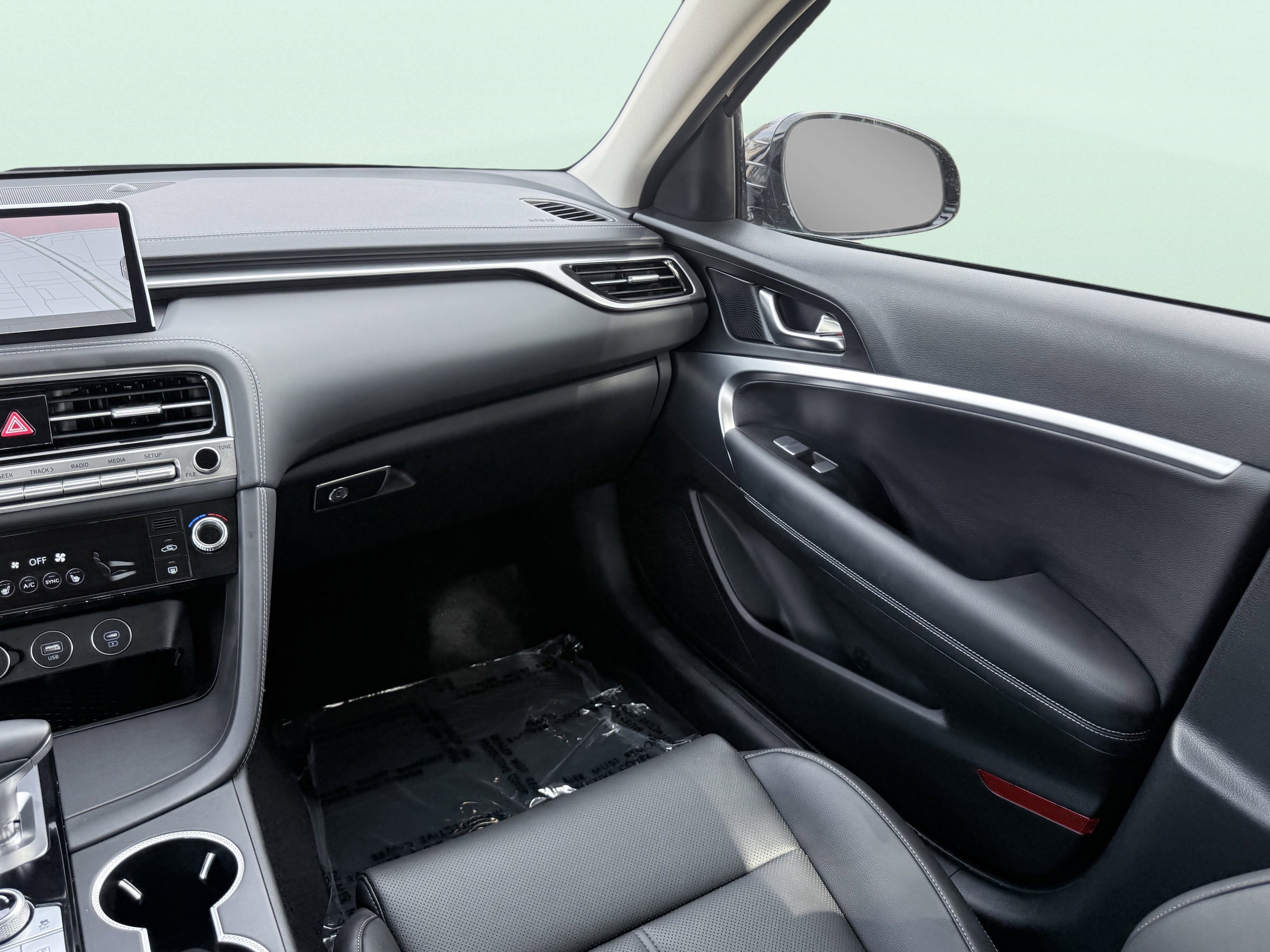 Used 2026 Genesis G70 2.5T image 52