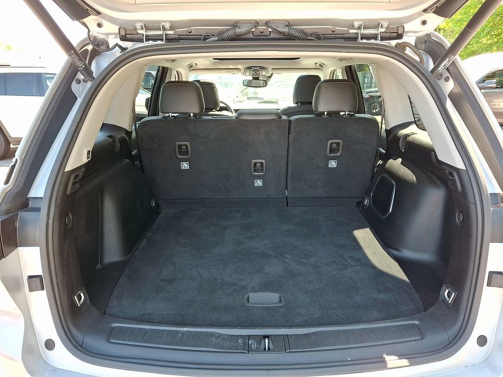 Certified 2023 Jeep Grand Cherokee 4WD 4xe image 32