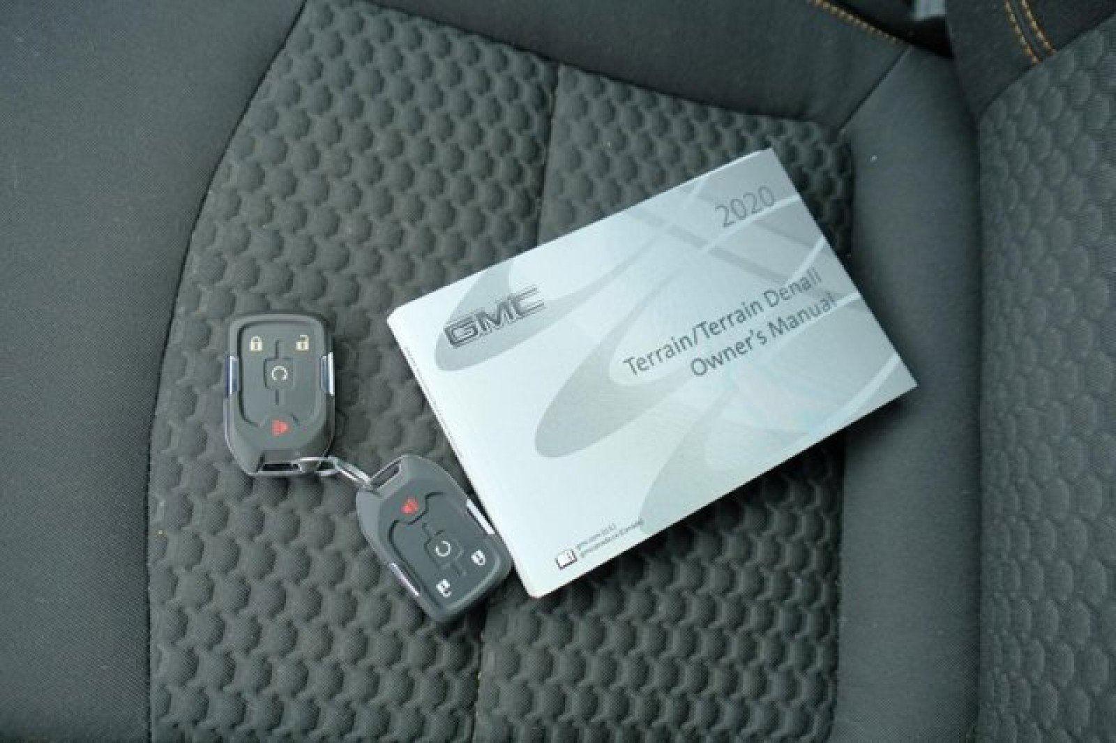 Used 2020 GMC Terrain SLE w/ Driver Convenience Package image 27