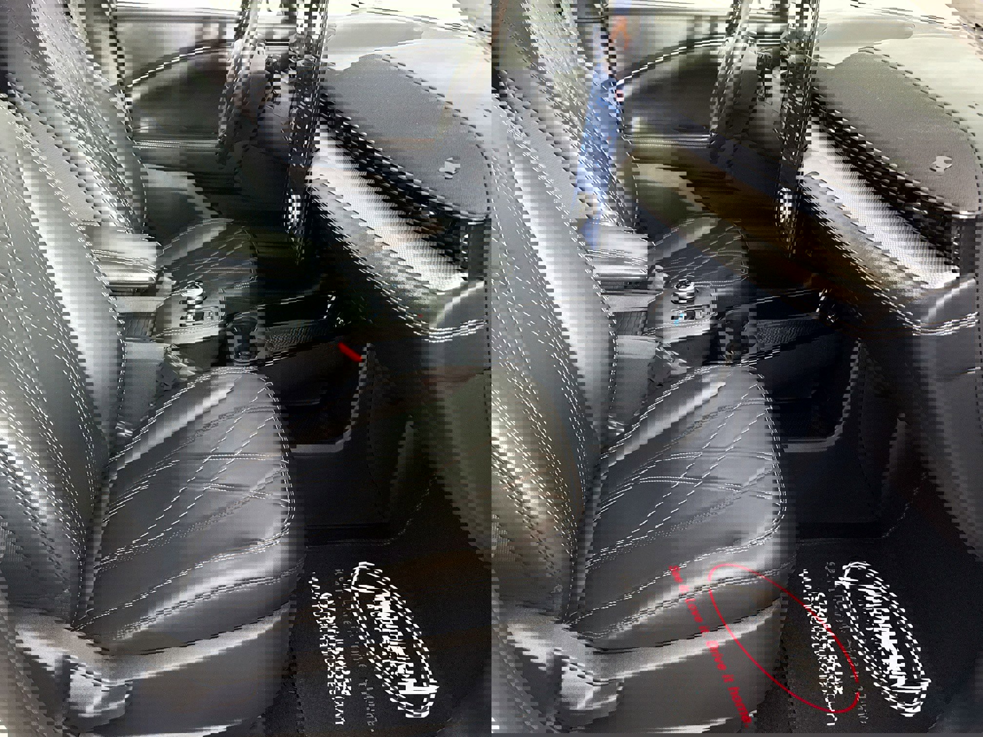 Used 2022 Ford Mustang Mach-E Select AWD/4WD image 32