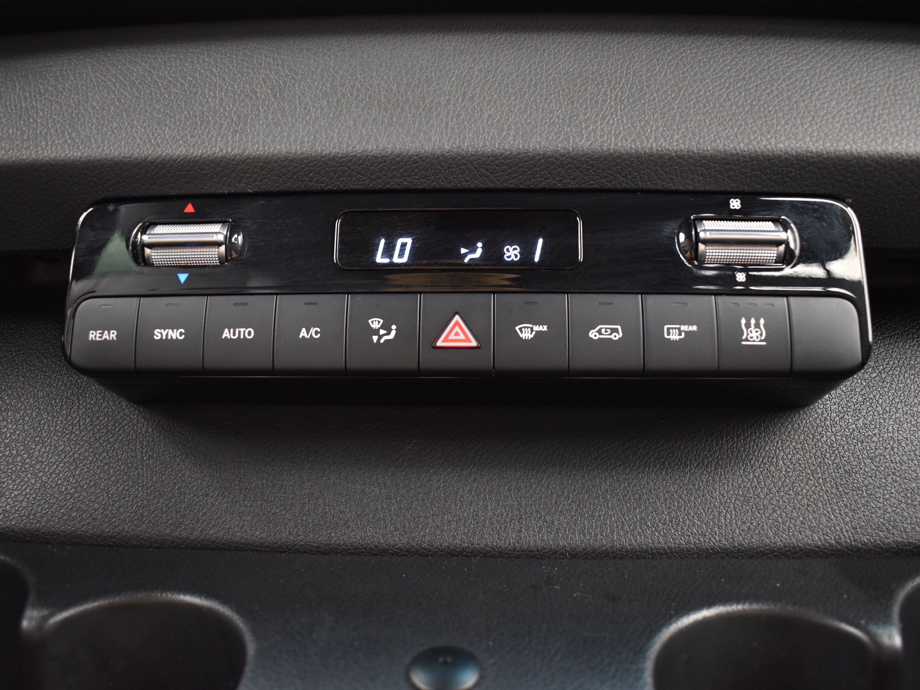 Used 2019 Mercedes-Benz Sprinter 2500 image 34