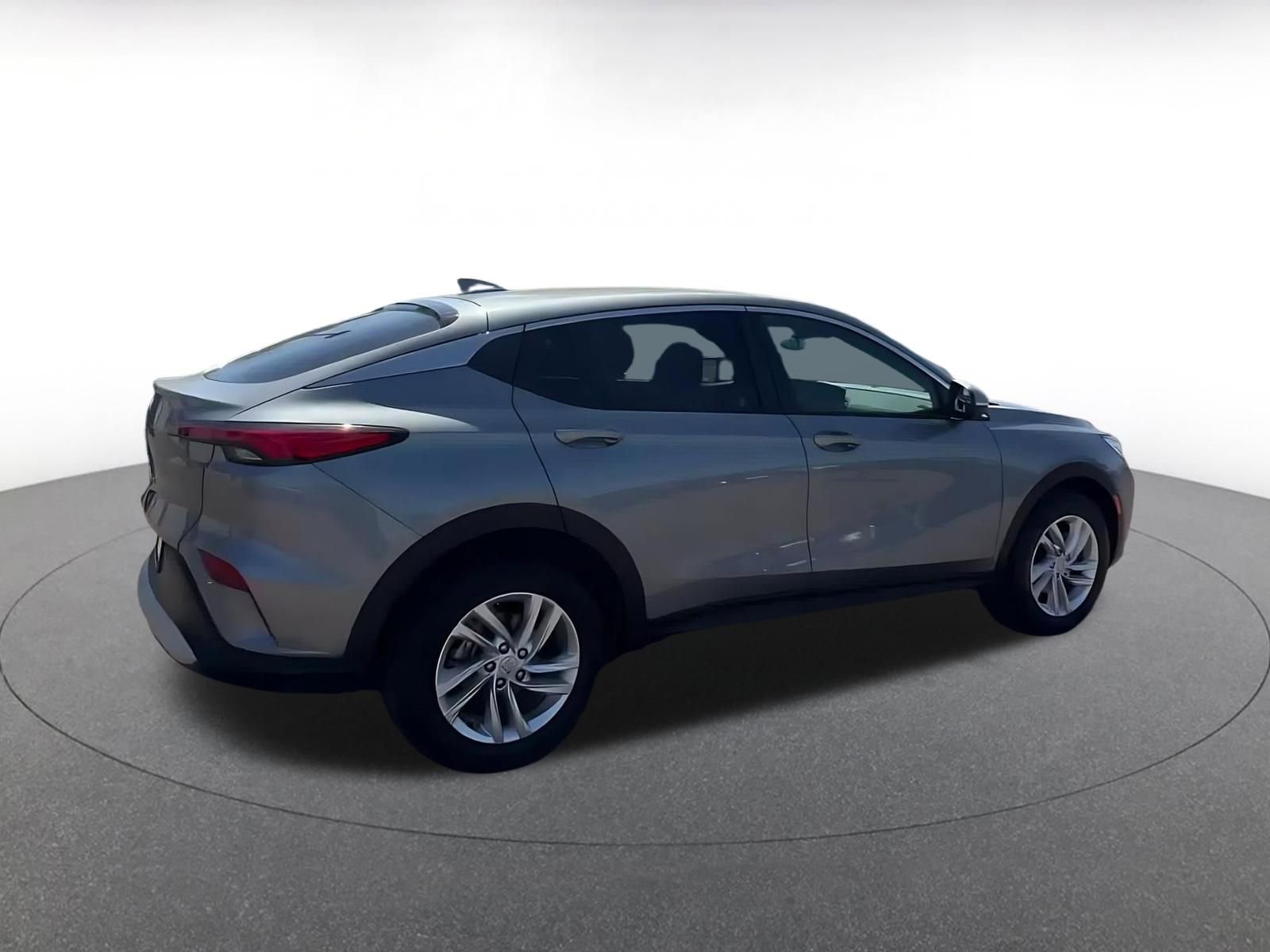 Used 2025 Buick Envista Preferred image 15