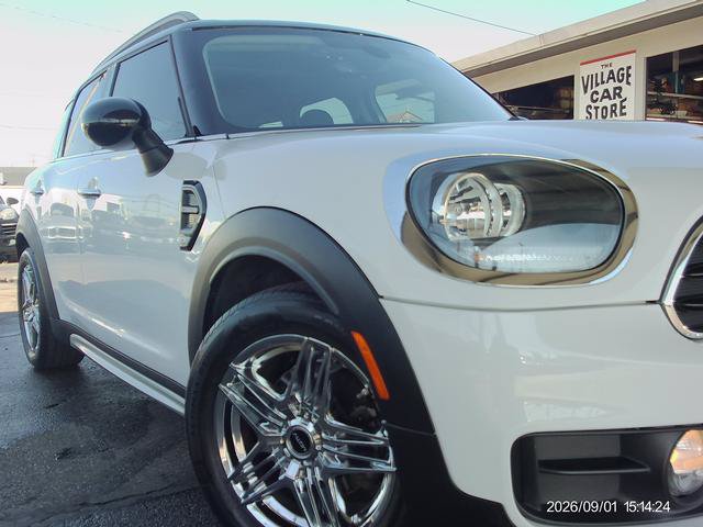 Used 2017 MINI Cooper Countryman FWD image 19
