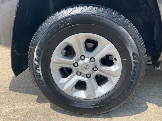 Used 2022 Toyota 4Runner SR5 Premium w/ Moonroof Package image 41