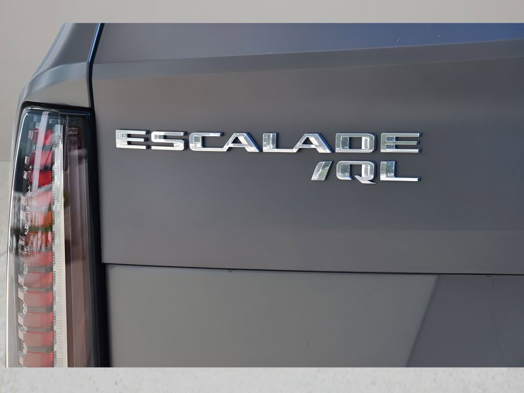 New 2026 Cadillac Escalade IQL Luxury image 28