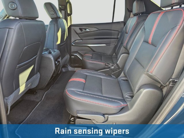 New 2027 Chevrolet Traverse RS AWD/4WD image 20