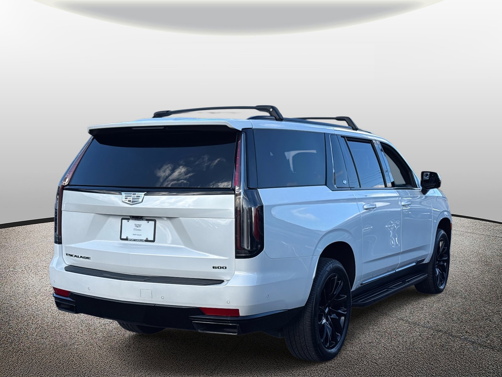 Used 2024 Cadillac Escalade ESV Sport Platinum w/ LPO, ONYX Package image 25