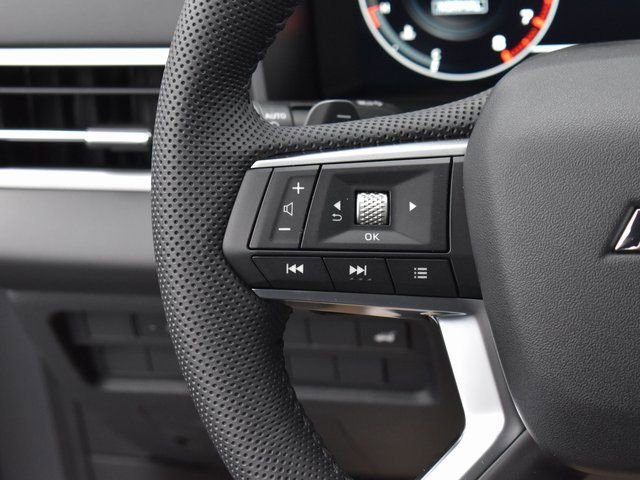 Used 2023 Mitsubishi Outlander SE Black Edition AWD/4WD image 16