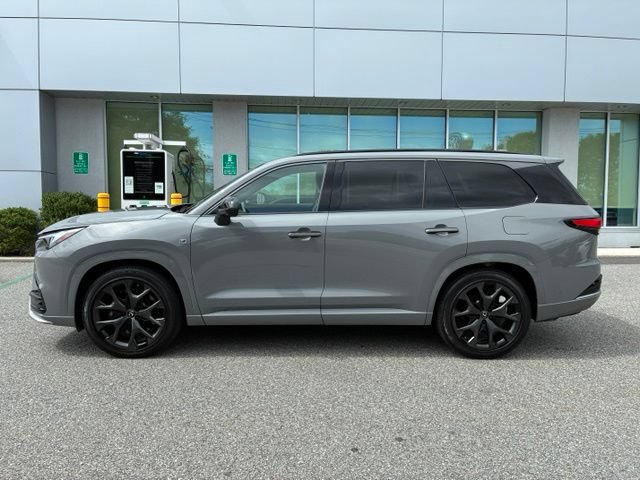 Used 2024 Lexus TX 500h AWD w/ Technology Package image 6