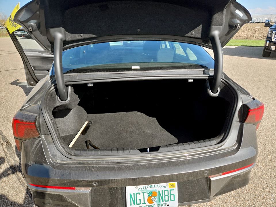 Used 2025 Kia K5 LXS FWD image 31