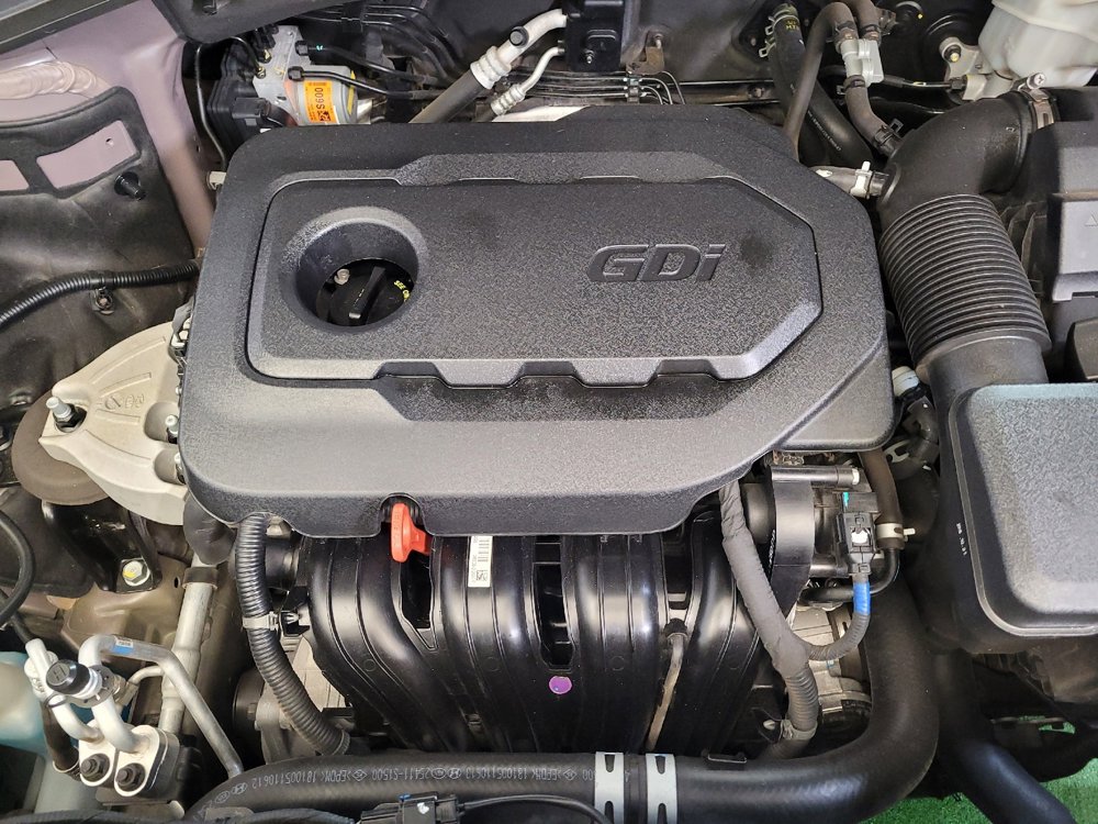 Used 2019 Hyundai Santa Fe SE FWD image 30