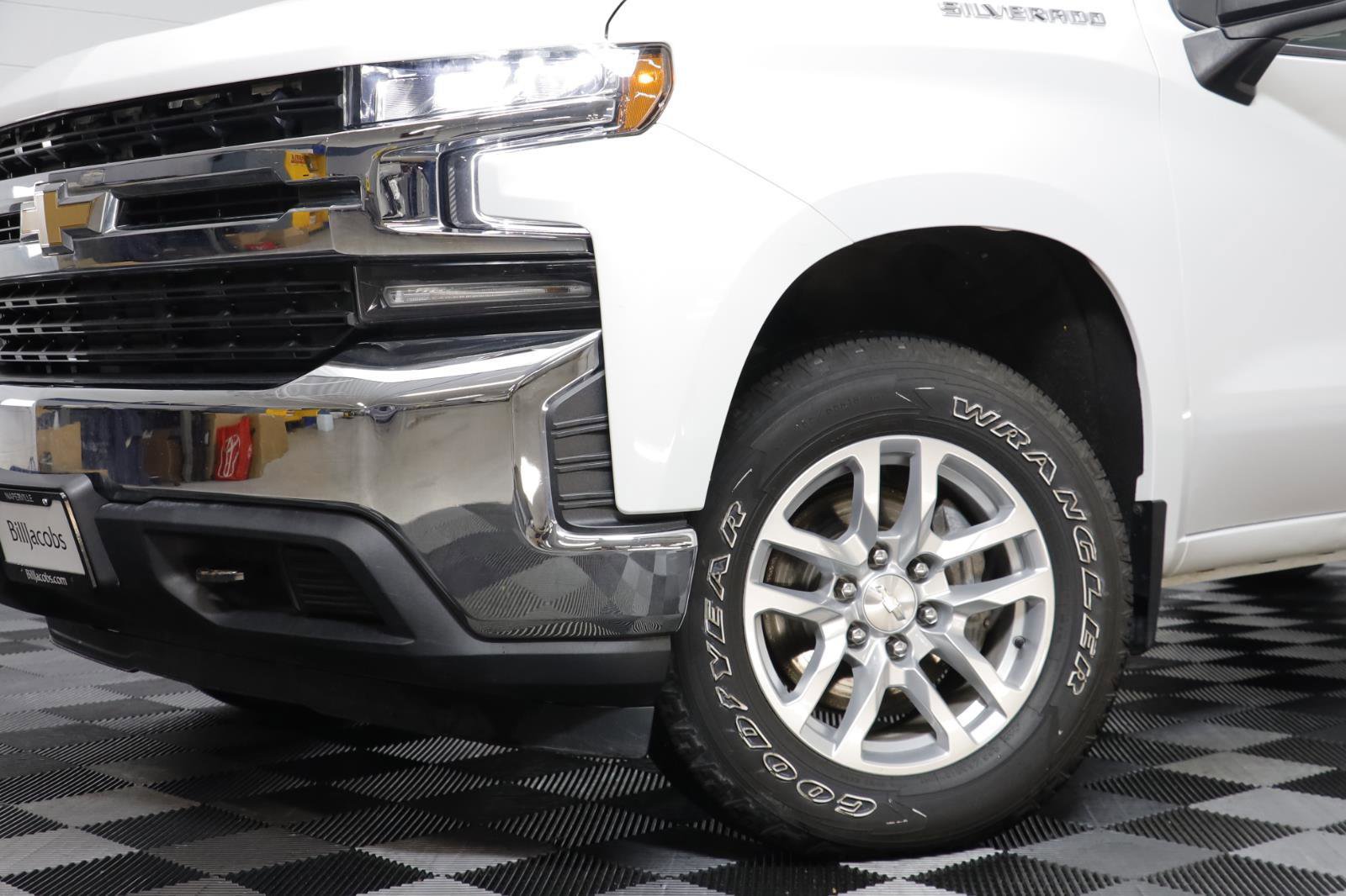 Used 2019 Chevrolet Silverado 1500 LT image 3