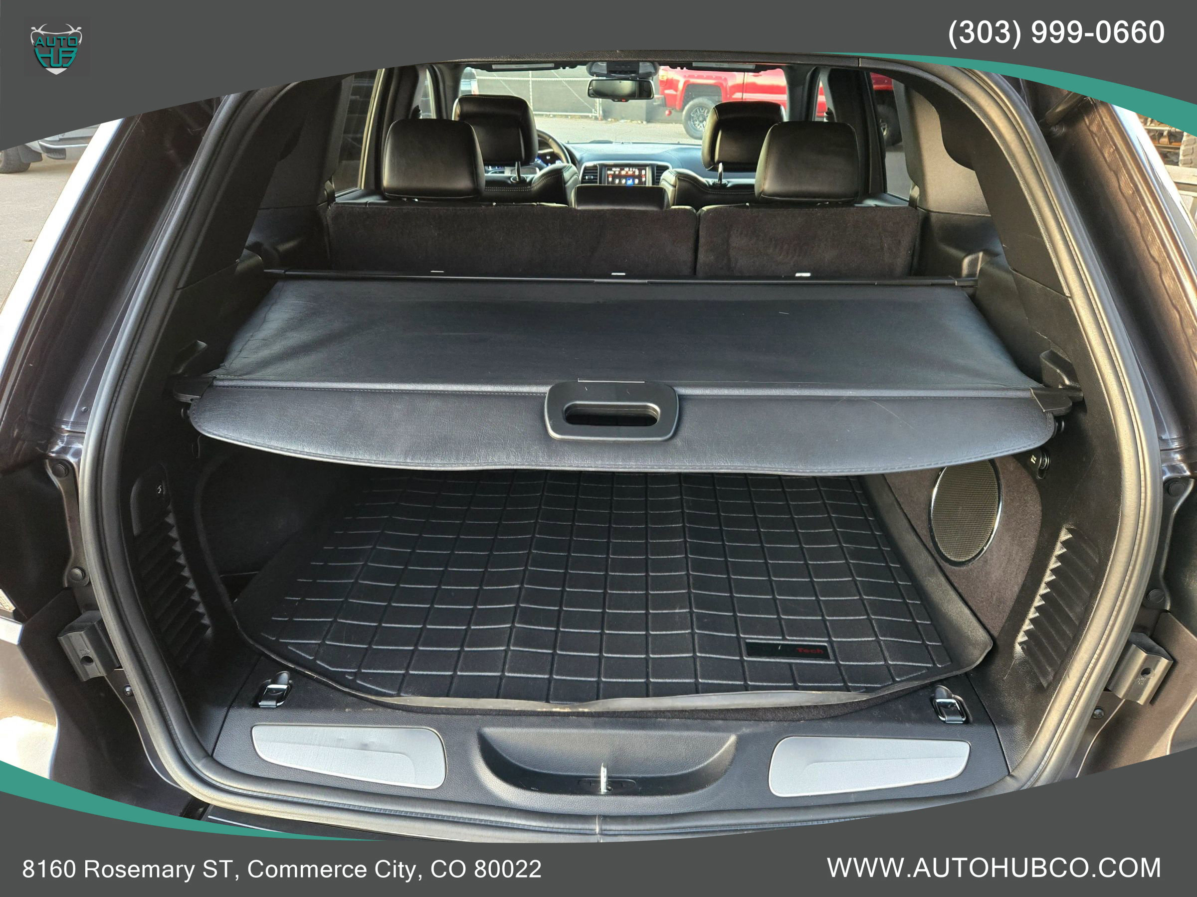 Used 2014 Jeep Grand Cherokee SRT image 6