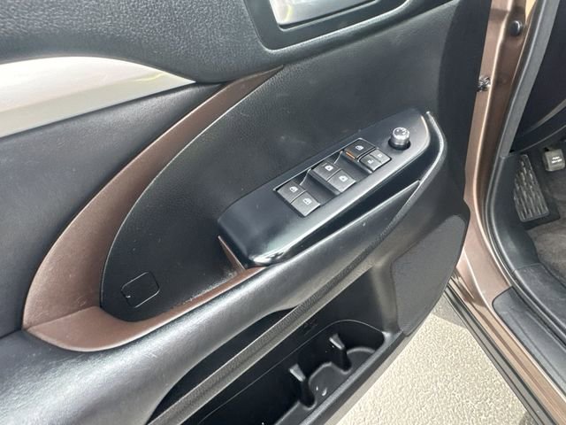 Used 2018 Toyota Highlander XLE FWD image 23
