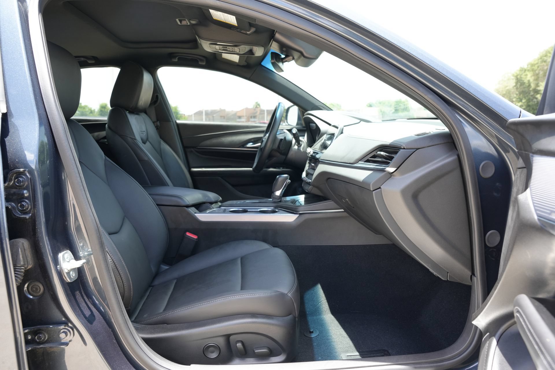 Certified 2025 Cadillac CT4 Premium Luxury RWD image 24
