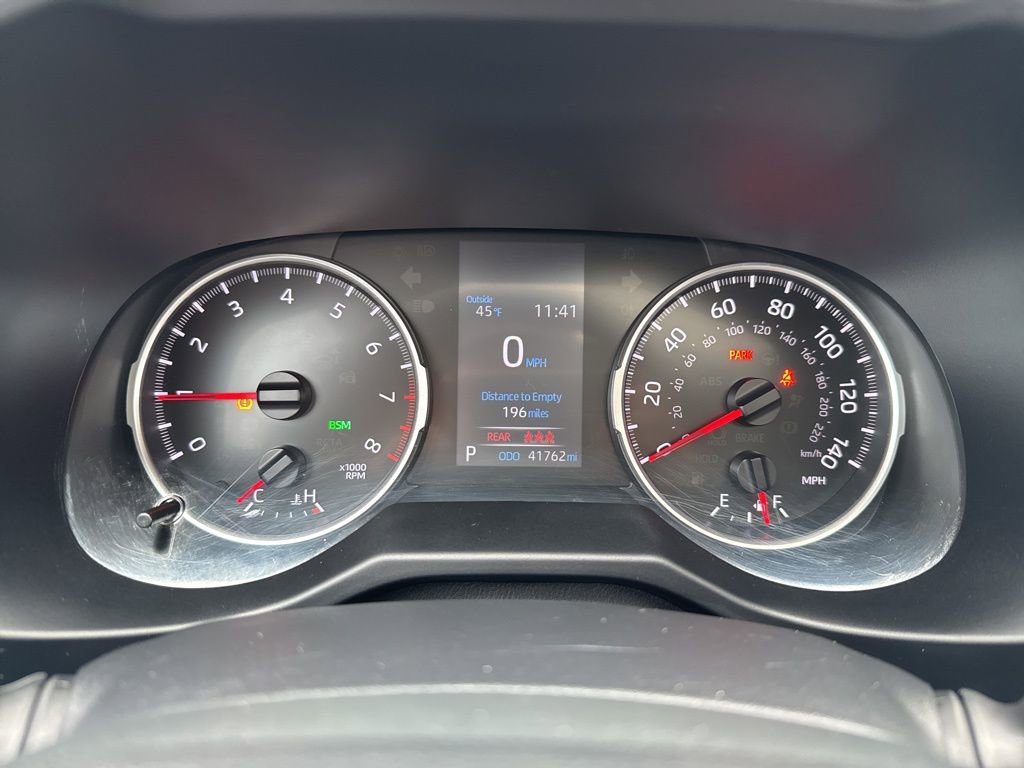 Used 2022 Toyota RAV4 XLE Premium image 33