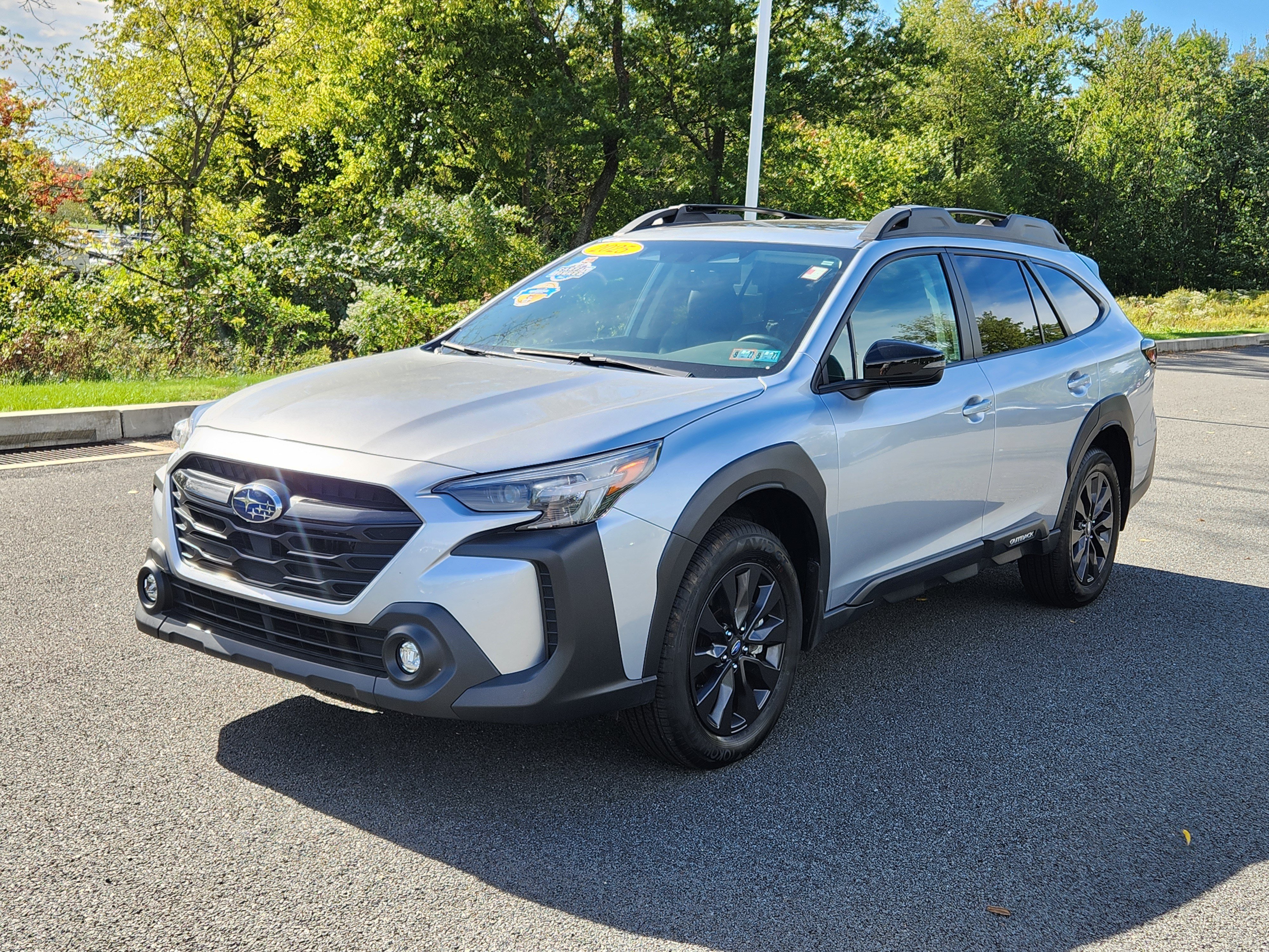 Certified 2025 Subaru Outback Onyx Edition AWD/4WD image 2