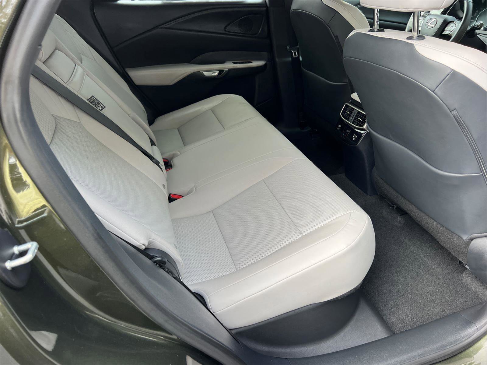 Used 2023 Lexus RX 350 Premium w/ Accessory Package (K3) image 16