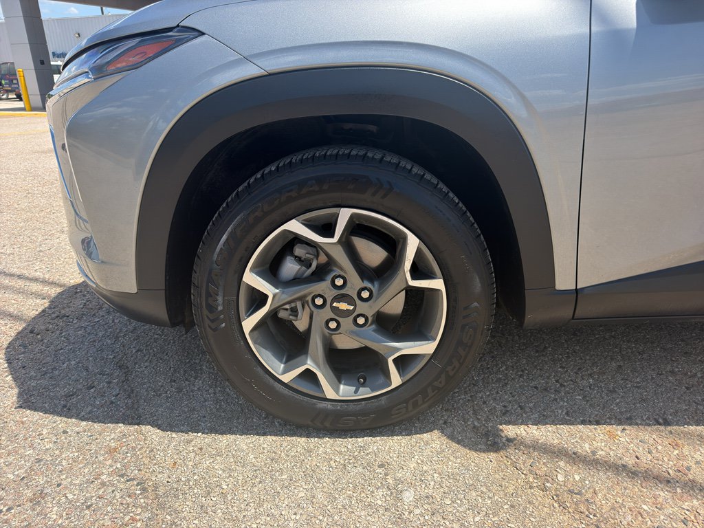 Certified 2024 Chevrolet Trax LT FWD image 4