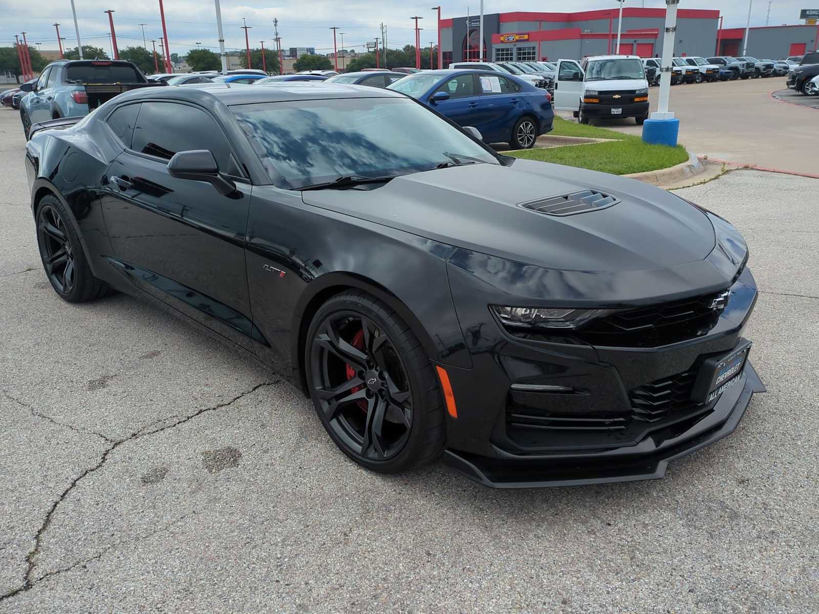 Used 2021 Chevrolet Camaro SS RWD image 2