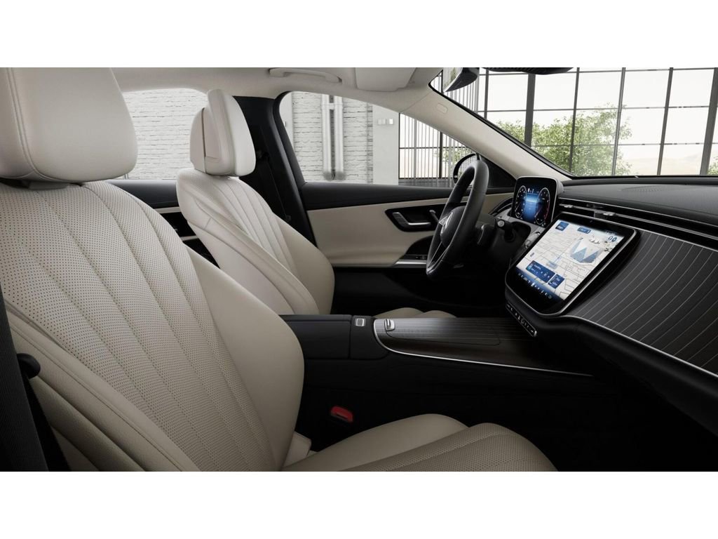 New 2026 Mercedes-Benz E 350 4MATIC Sedan image 4