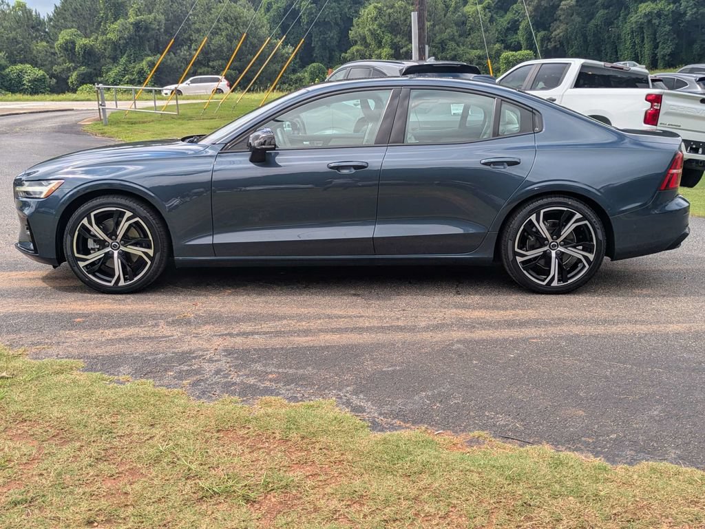Certified 2024 Volvo S60 B5 Plus w/ Climate Package AWD/4WD image 3