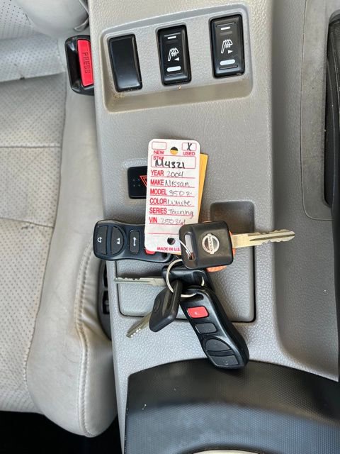 Used 2004 Nissan 350Z Touring image 36