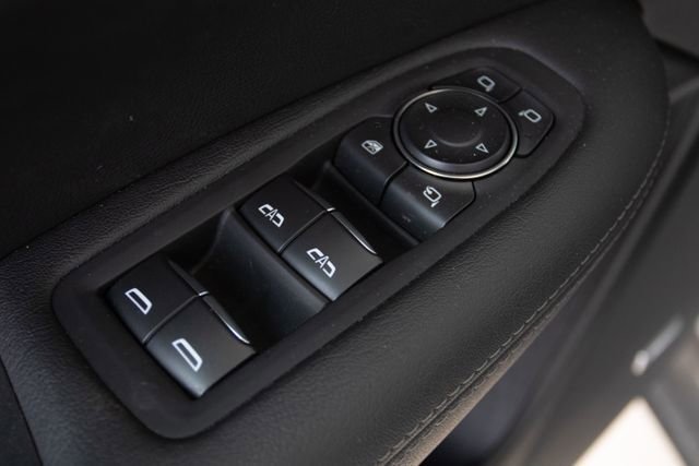 Certified 2025 Cadillac XT5 Premium Luxury image 25