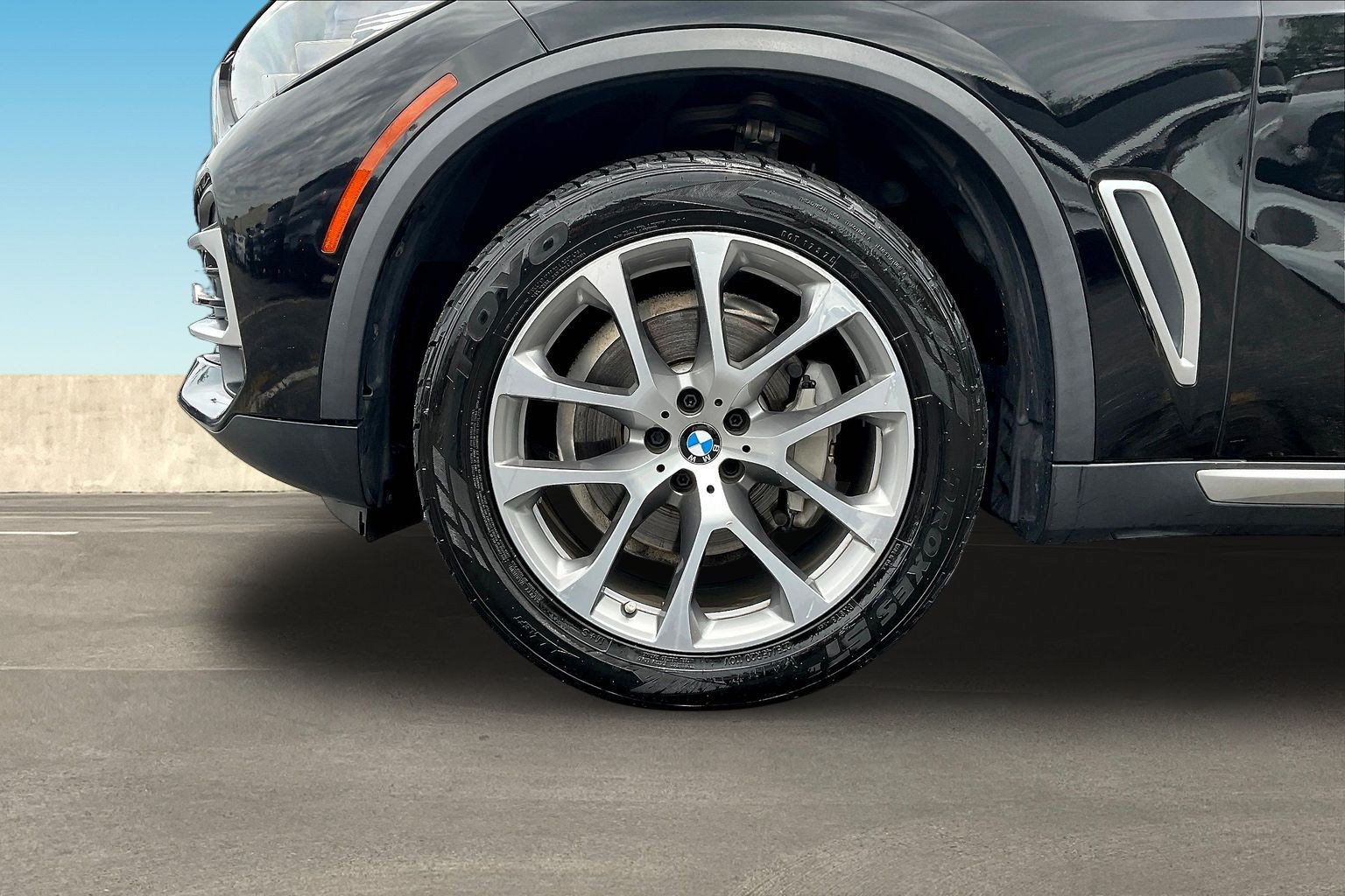 Used 2019 BMW X5 xDrive40i w/ Convenience Package AWD/4WD image 33