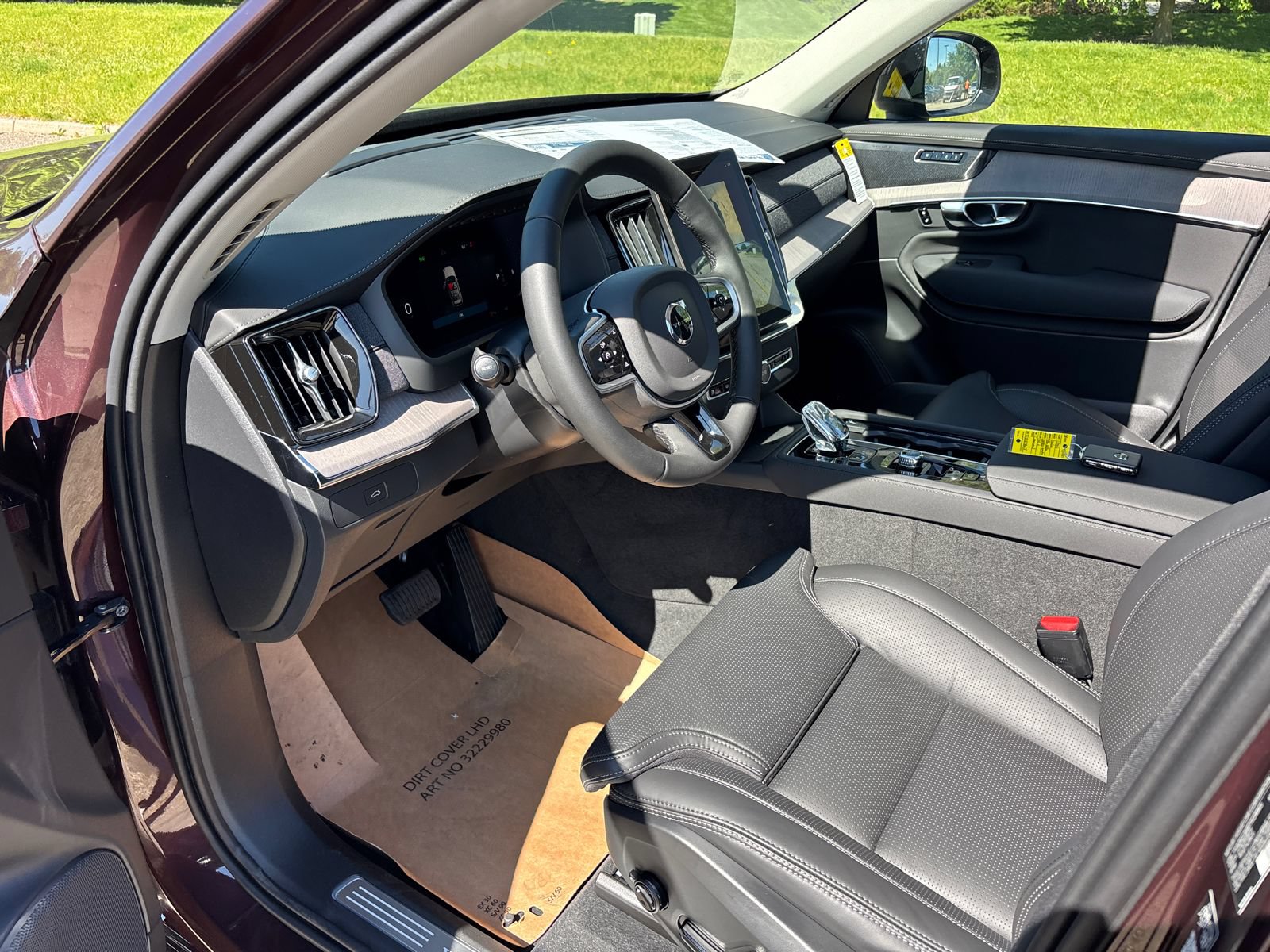 New 2026 Volvo XC90 B6 Ultra w/ Protection Package Premier AWD/4WD image 23